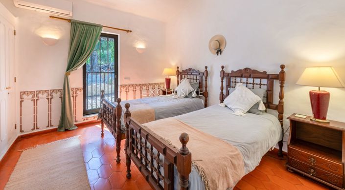 Image No.12-4 Bed Villa for sale