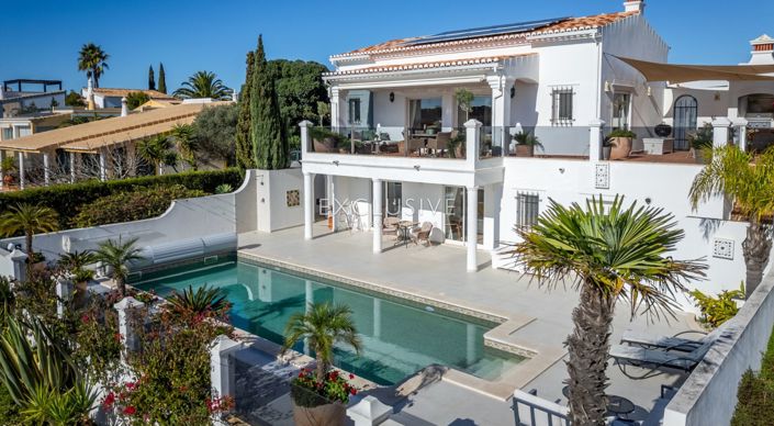 Image No.2-4 Bed Villa for sale