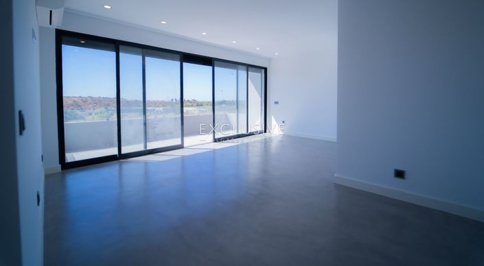 Image No.21-7 Bed Villa for sale