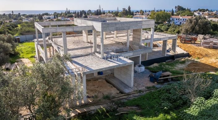 Image No.14-5 Bed Villa for sale