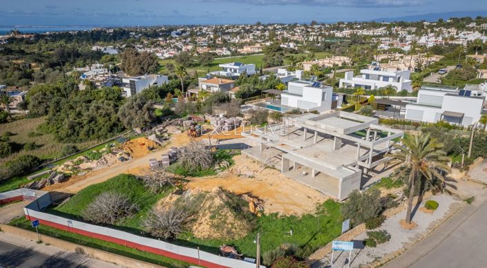 Image No.15-5 Bed Villa for sale