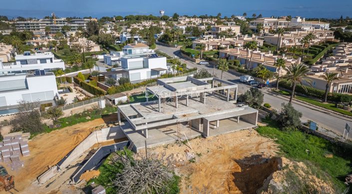 Image No.22-5 Bed Villa for sale