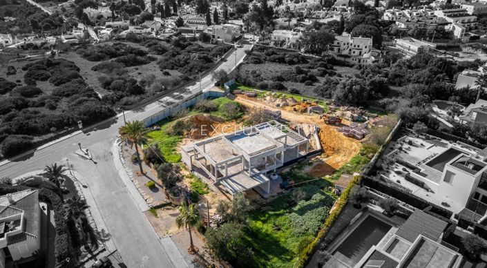 Image No.30-5 Bed Villa for sale