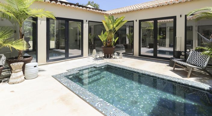 Image No.12-5 Bed Villa for sale