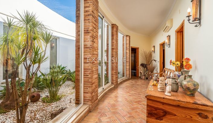 Image No.12-3 Bed Villa for sale