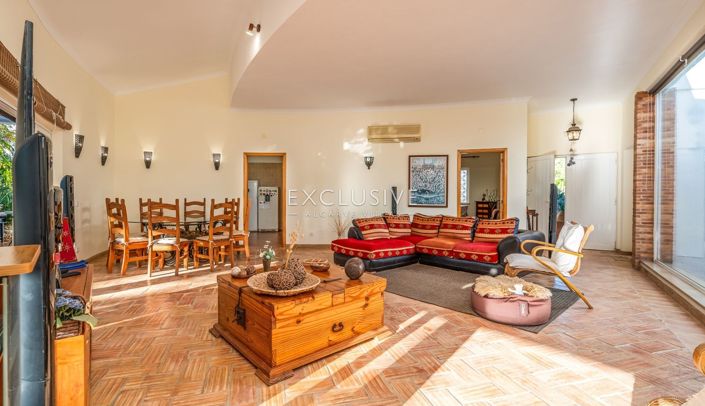 Image No.23-3 Bed Villa for sale