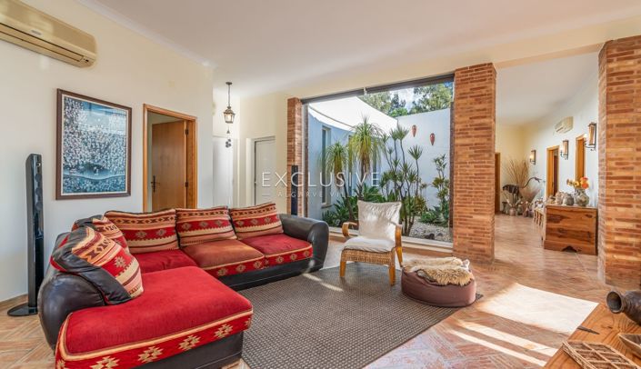 Image No.24-3 Bed Villa for sale