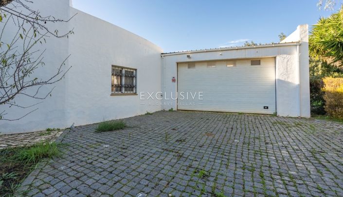 Image No.26-3 Bed Villa for sale