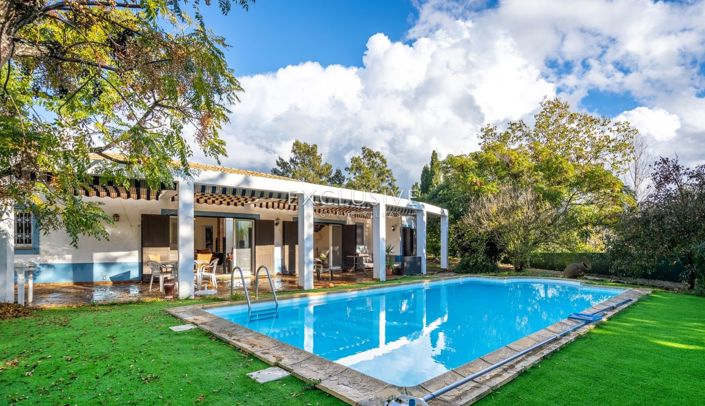 Image No.5-3 Bed Villa for sale