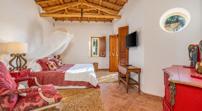 Image No.20-4 Bed Villa for sale