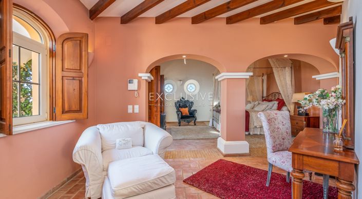 Image No.9-4 Bed Villa for sale