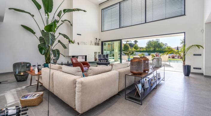 Image No.15-4 Bed Villa for sale