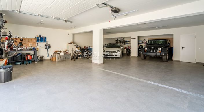 Image No.25-4 Bed Villa for sale