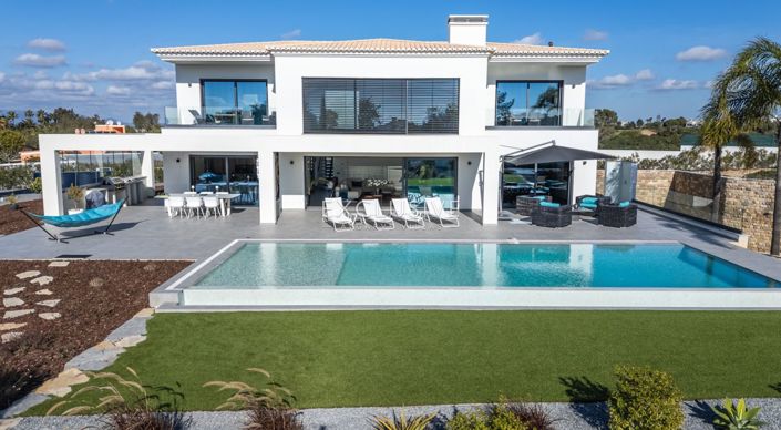 Image No.3-4 Bed Villa for sale