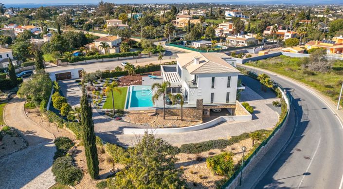 Image No.30-4 Bed Villa for sale