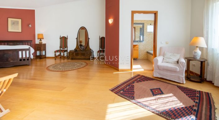 Image No.20-4 Bed Villa for sale