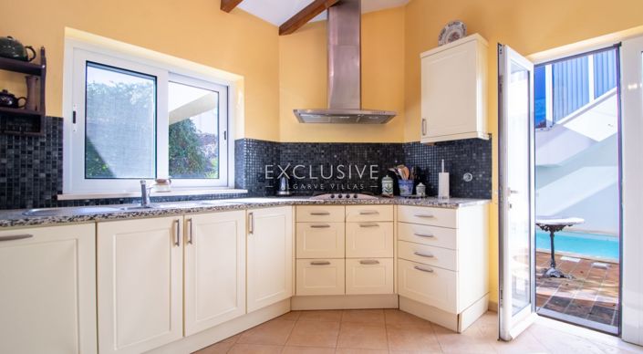 Image No.8-4 Bed Villa for sale