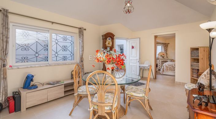 Image No.25-6 Bed Villa for sale