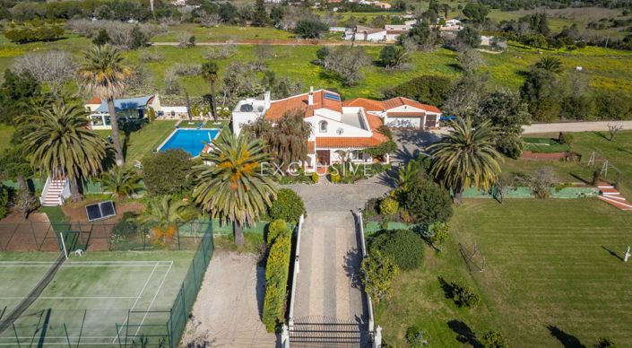 Image No.3-6 Bed Villa for sale