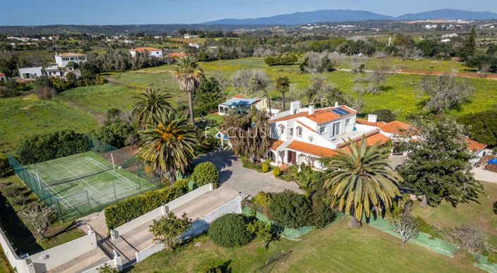 Image No.4-6 Bed Villa for sale