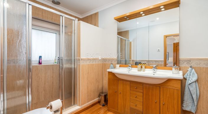 Image No.18-4 Bed Villa for sale