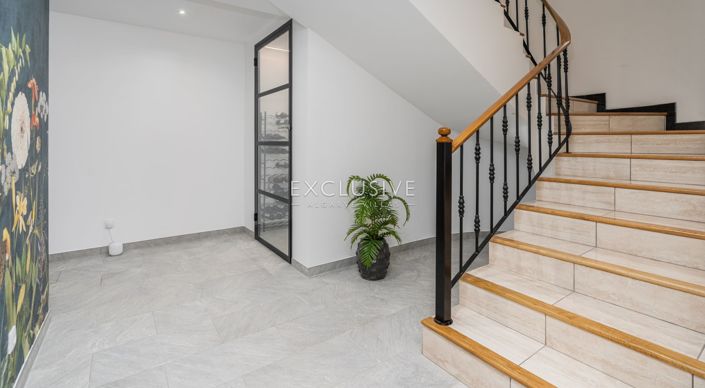 Image No.29-4 Bed Villa for sale