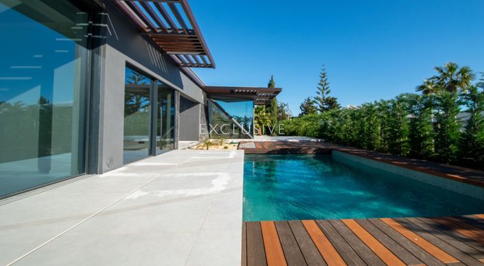 Image No.10-4 Bed Villa for sale