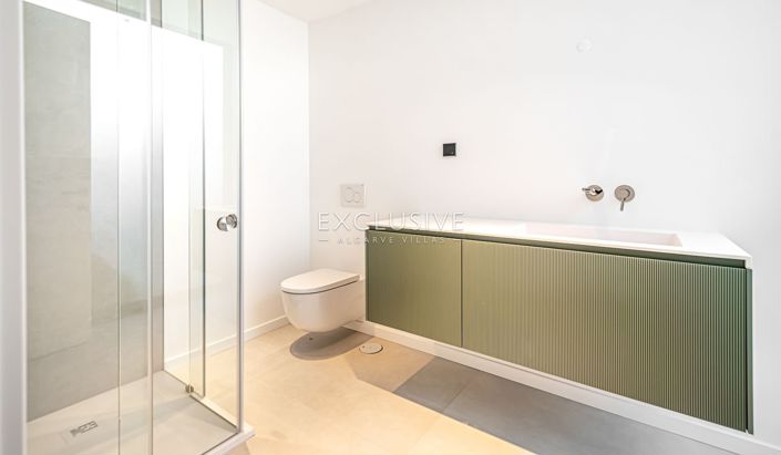 Image No.24-4 Bed Villa for sale