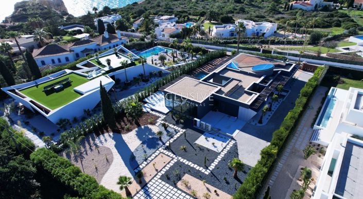 Image No.3-4 Bed Villa for sale