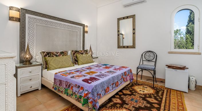 Image No.12-5 Bed Villa for sale