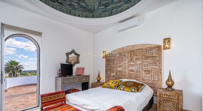 Image No.16-5 Bed Villa for sale