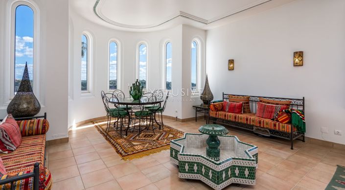 Image No.8-5 Bed Villa for sale