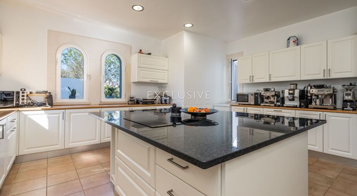 Image No.9-5 Bed Villa for sale