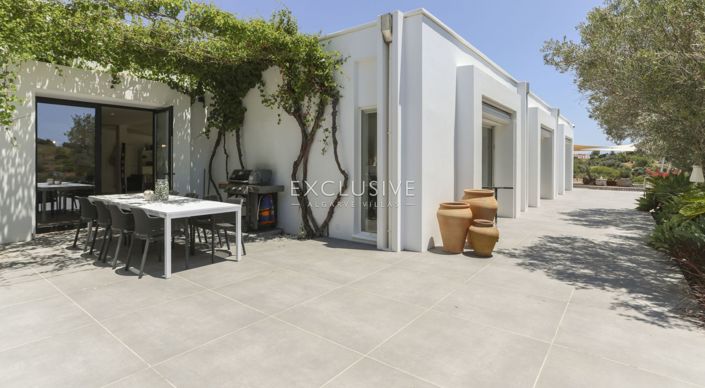 Image No.27-3 Bed Villa for sale