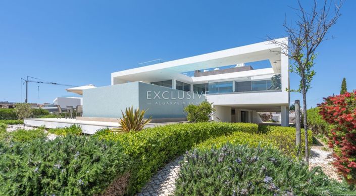 Image No.19-3 Bed Villa for sale