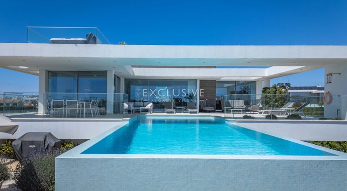 Image No.2-3 Bed Villa for sale