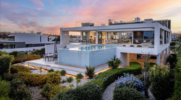 Image No.24-3 Bed Villa for sale