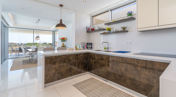 Image No.5-3 Bed Villa for sale