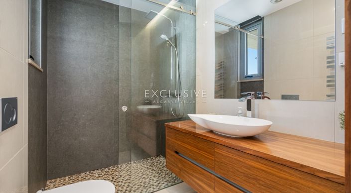 Image No.9-3 Bed Villa for sale