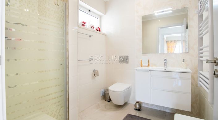 Image No.19-4 Bed Villa for sale