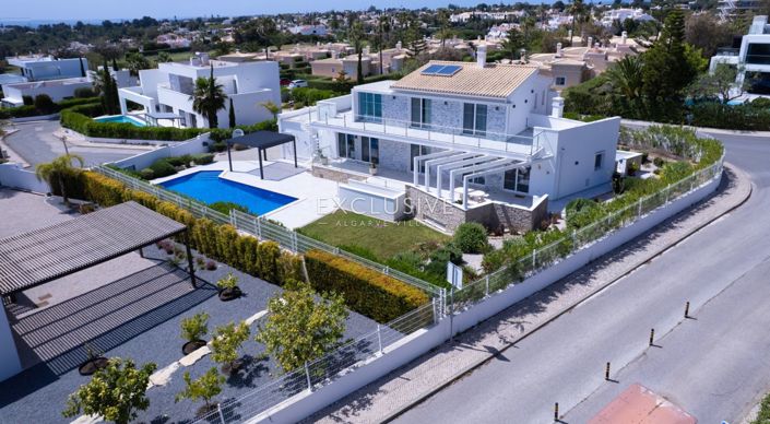 Image No.4-4 Bed Villa for sale