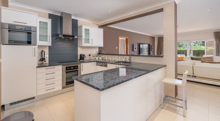 Image No.27-4 Bed Villa for sale