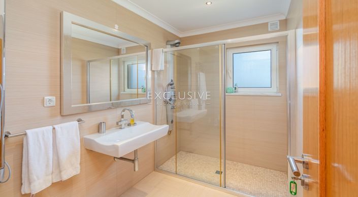 Image No.30-4 Bed Villa for sale