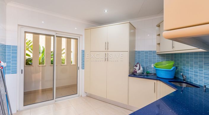 Image No.35-4 Bed Villa for sale