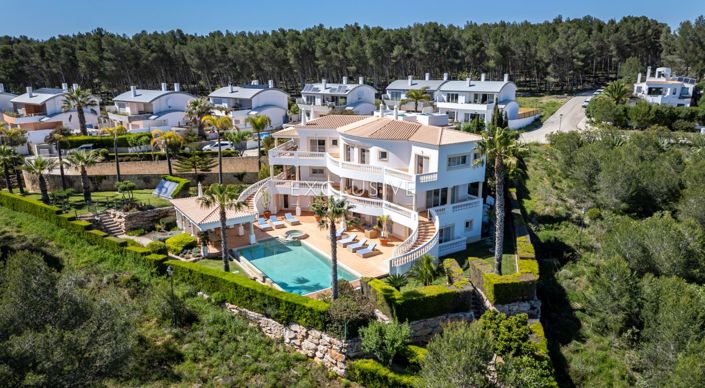 Image No.41-4 Bed Villa for sale