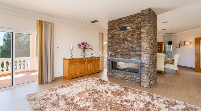 Image No.6-4 Bed Villa for sale