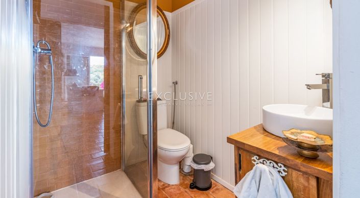 Image No.16-5 Bed Villa for sale