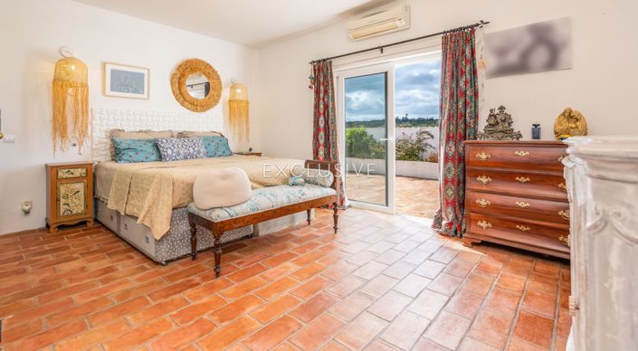 Image No.34-5 Bed Villa for sale