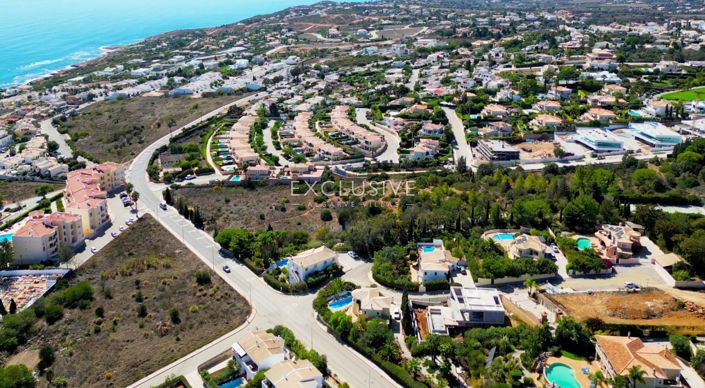 Image No.4-3 Bed Villa for sale