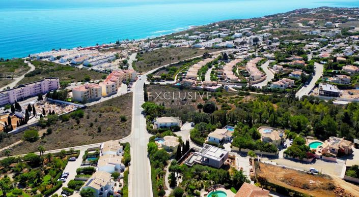 Image No.9-3 Bed Villa for sale